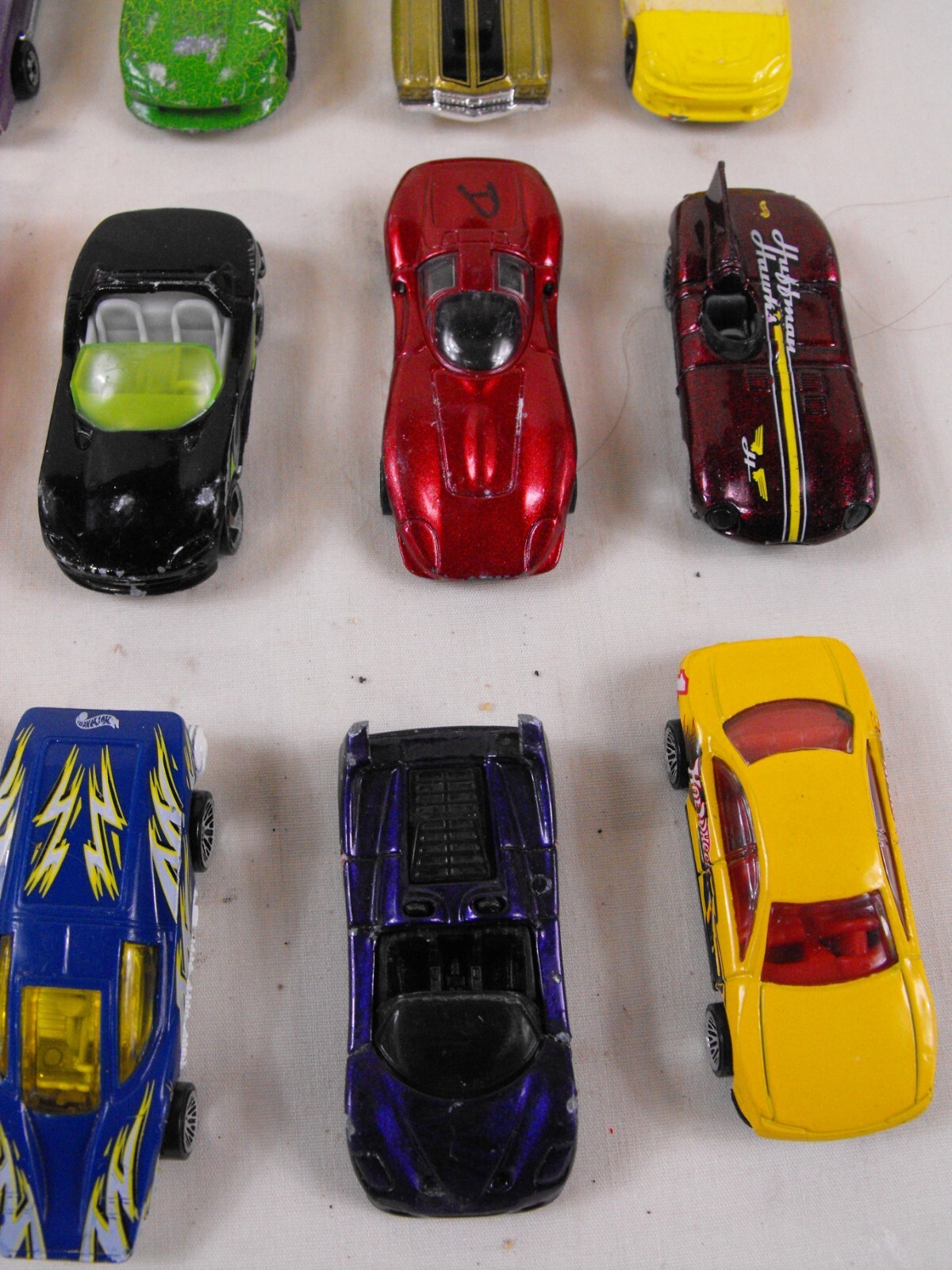 Lot of 20 Hot Wheels Diecast Sport, Luxury & Racing Cars – Loose
