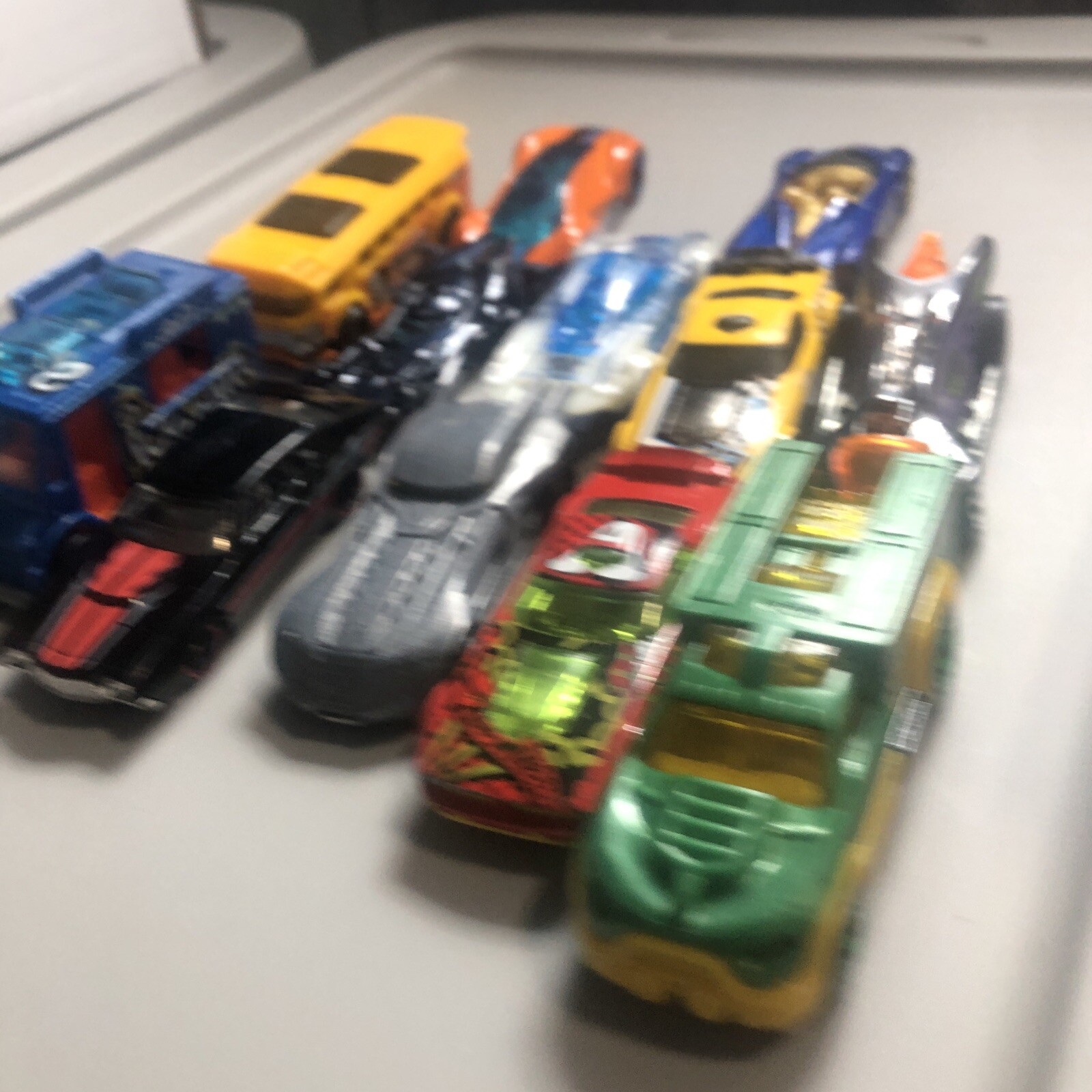 Hot Wheels Lot Of Cars 17 Mixed Please See Photos