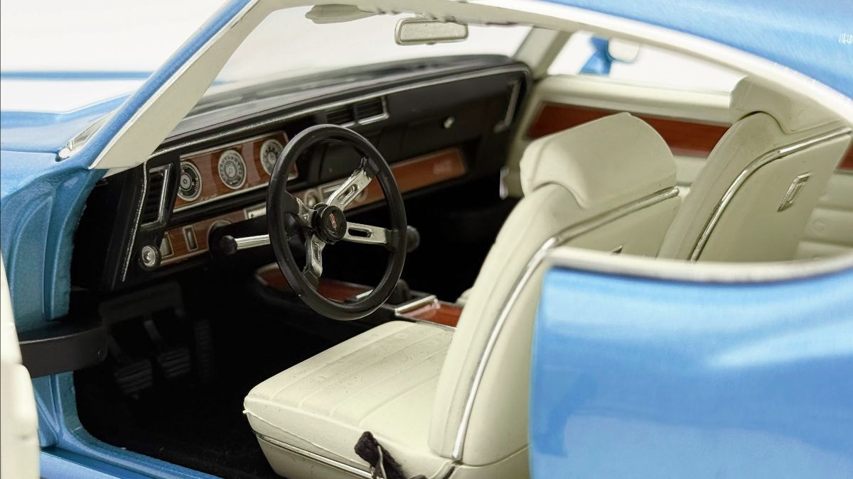 1971 Olds 442 W-30 – New arrival from Acme! – 1:18 Scale Die Cast