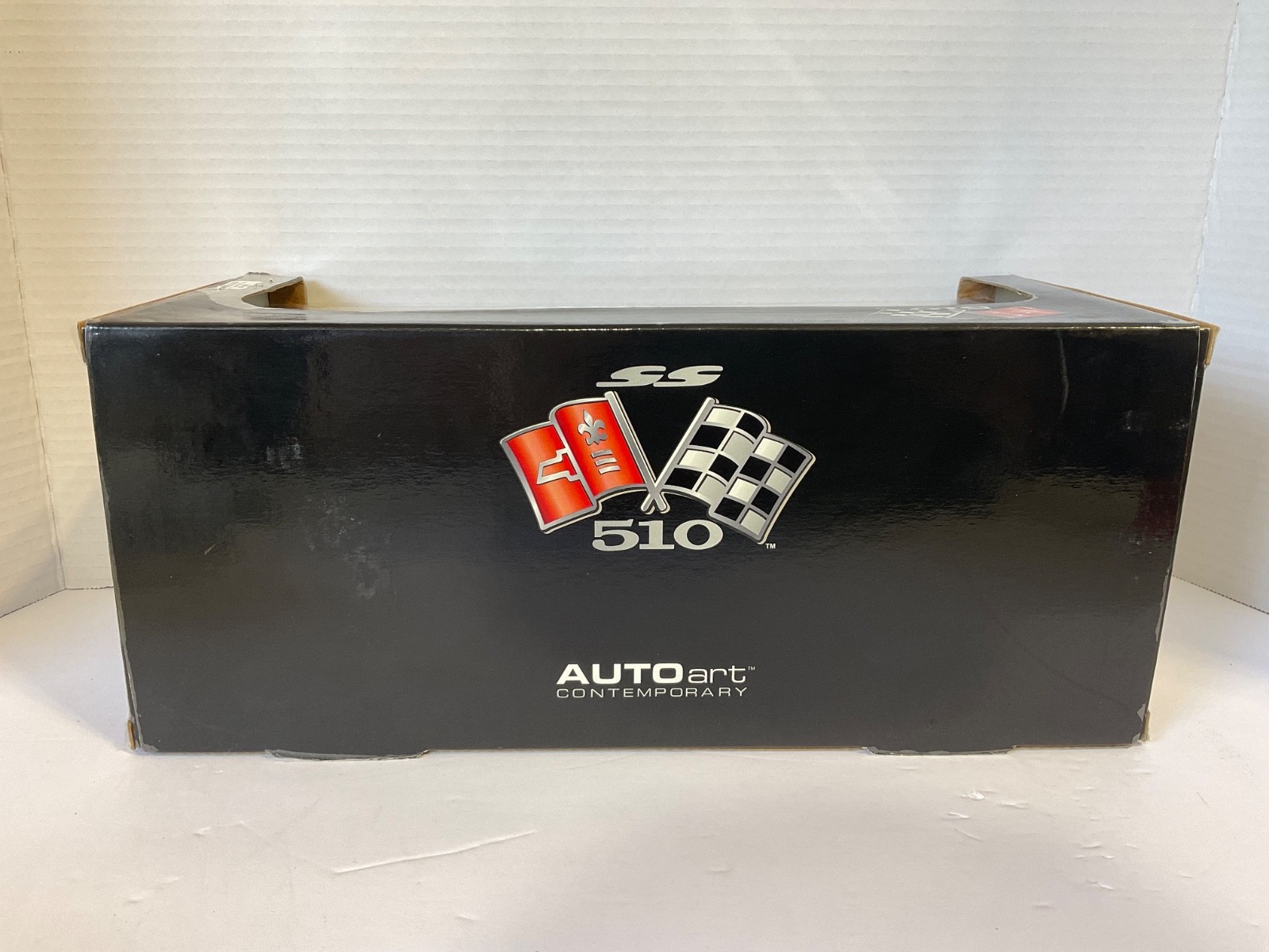 1:18 AUTO ART CONTEMPORARY CHEVROLET IMPALA SS 510 CONCEPT BLACK ON GREY