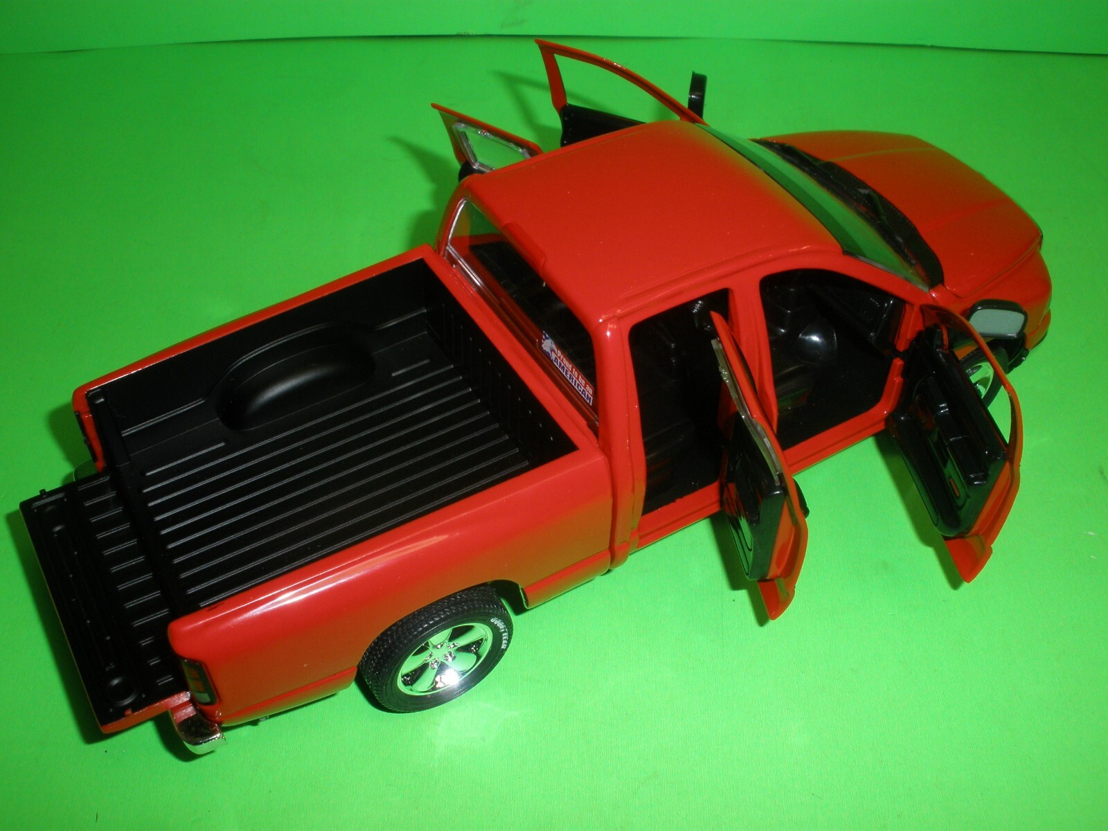 2003 DODGE RAM 1500 CREW CAB PICK UP TRUCK 1:25 ERTL GETTY FUEL OIL GASOLINE