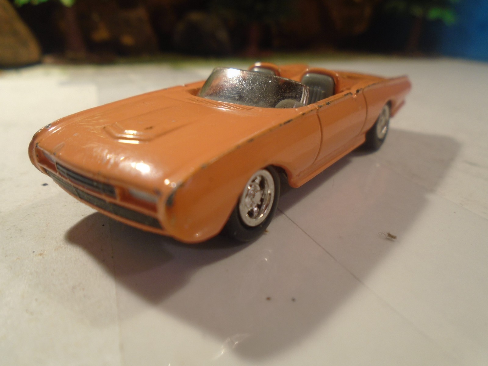 JHONNY LIGHTING 1/64 SCALE No 557 1997 ISSUE 1962 THUNDERBIRD CONV 1-187-1