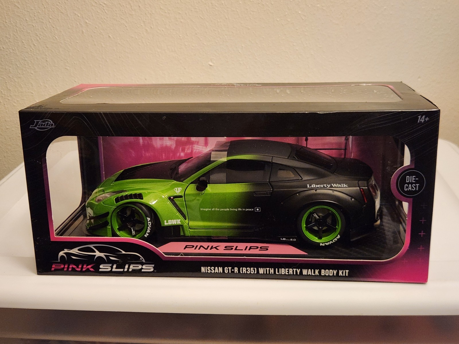 Jada Pink Slips Nissan GT-R (R35) With Liberty Walk Body Kit 1/18 Scale JDM 2024