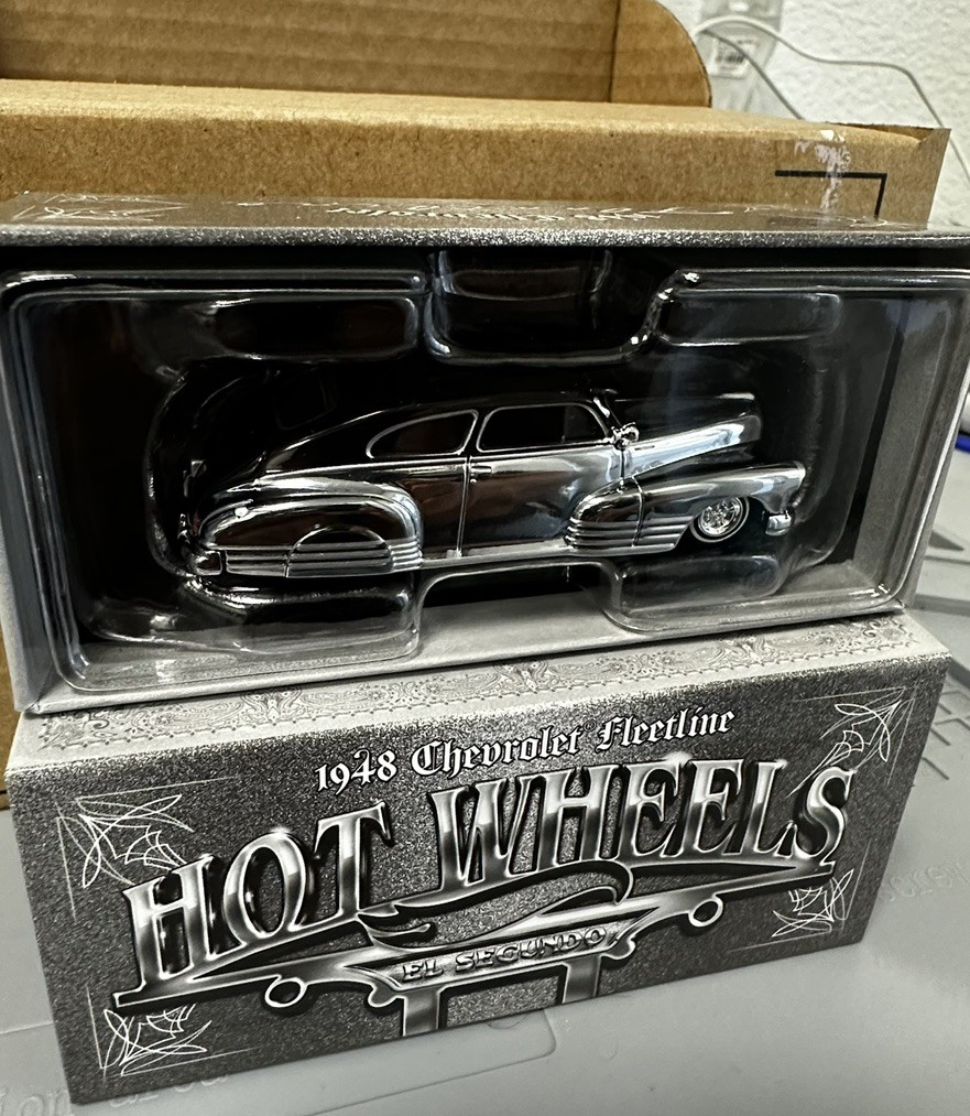 Hot Wheels RLC 1948 Chevy Fleetline Lowrider CHROME CHASE LE 722/5000,NEW INHAND