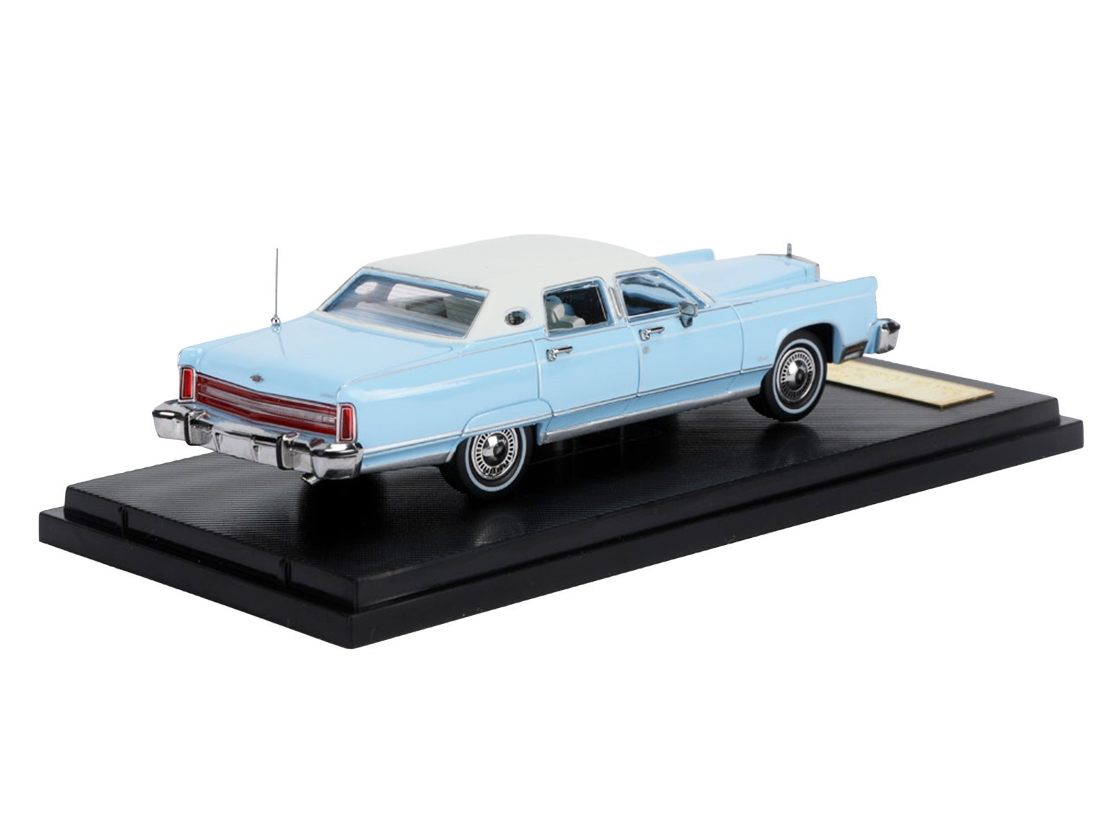 1979 LINCOLN CONTINENTAL TOWN CAR WEDGEWOOD BLUE 1/64 DIECAST BY SUN STAR 60004