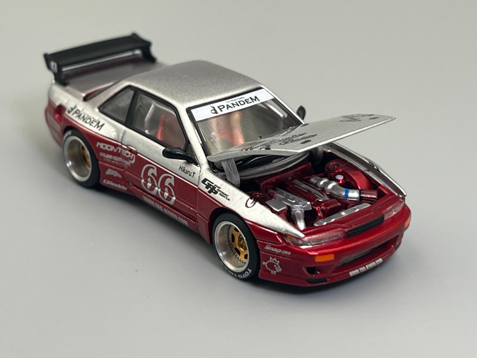 Nissan 240SX S13 Coupe Pandem Silvia Widebody Poprace 1/64 scale openable hood