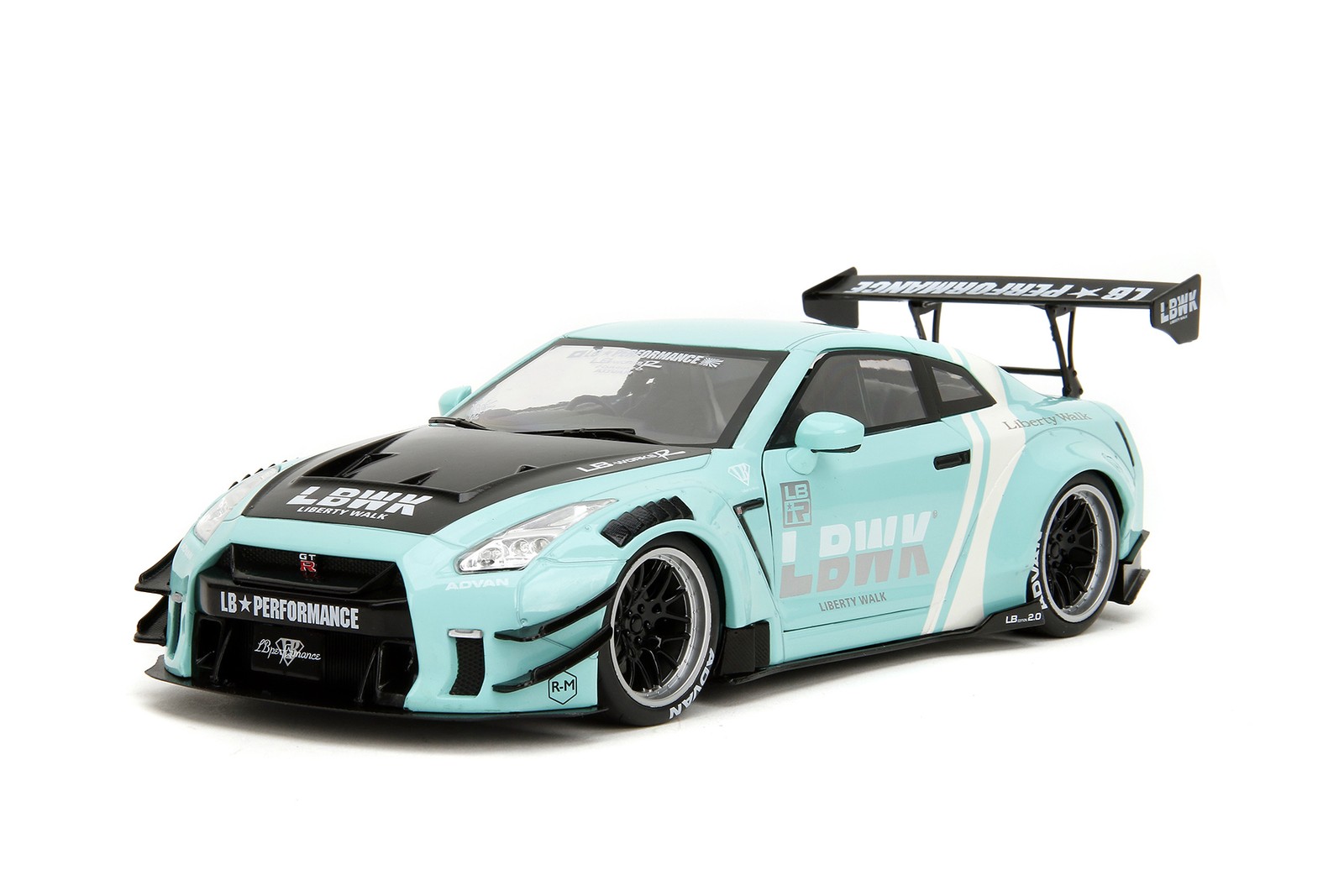 2020 NISSAN GT-R (R35) W/LIBERTY WALK BODY KIT 2.0 1/18 DIECAST JADA TOYS 36382