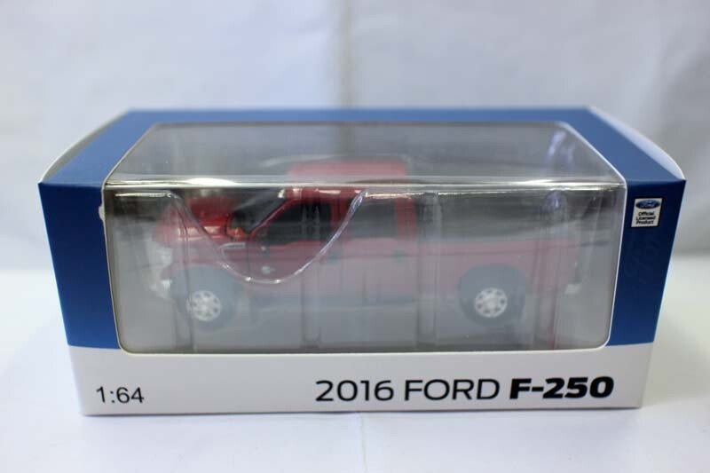 Metal 1/64 Scale Ford F250 Pickup Truck Double Seat Diecast Alloy Toy Model Gift