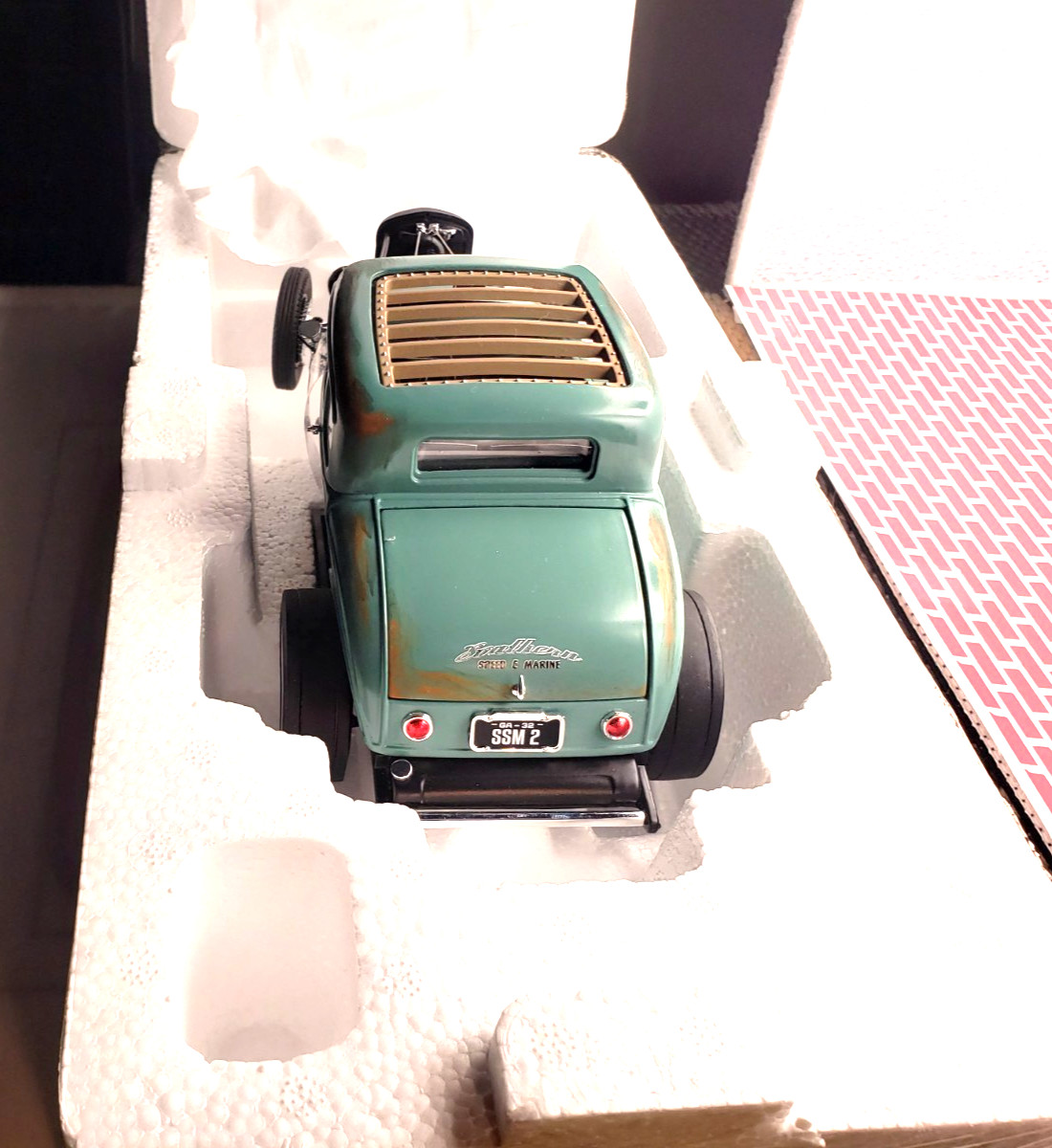 FORD 1932 SOUTHERN SPEED MARINE 5 WINDOW COUPE 1/18 ACME #A1805012 RARE HTF