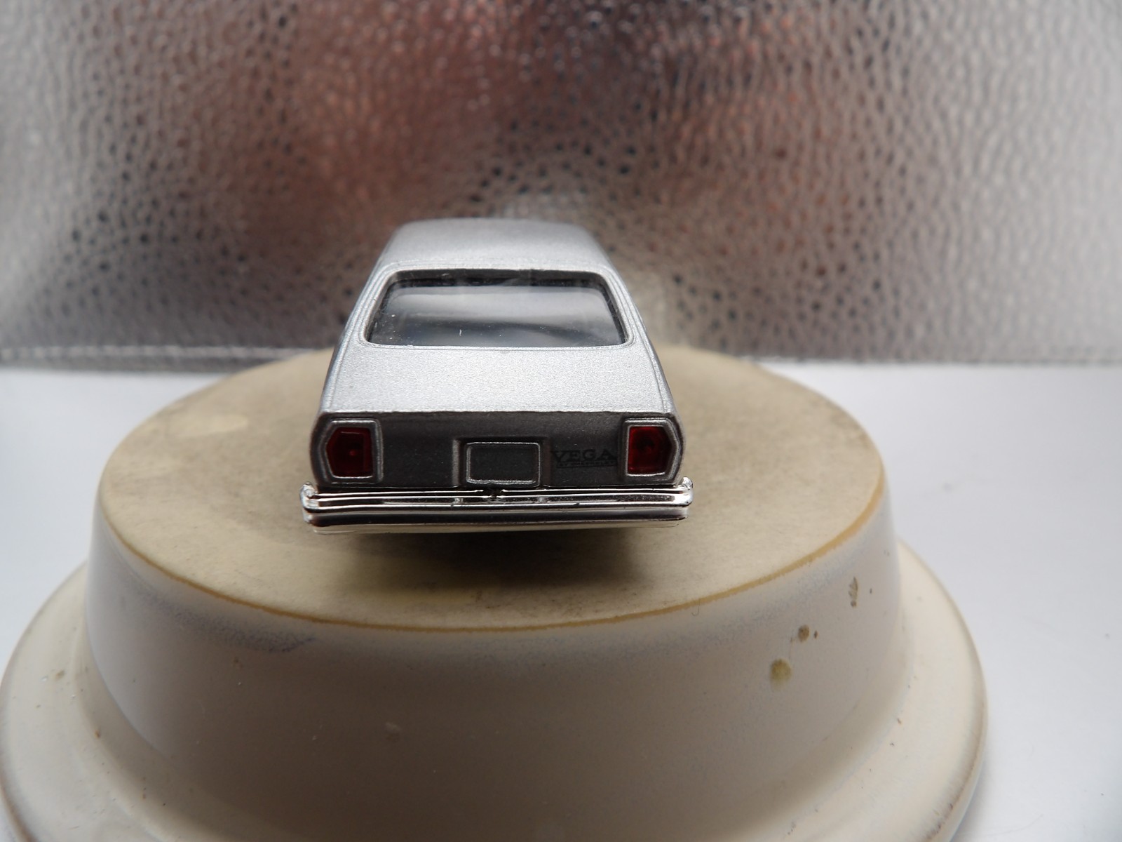 1976 CHEVY VEGA 2006 MOTOR MAX FRESH CHERRIES 1:60 DIE-CAST