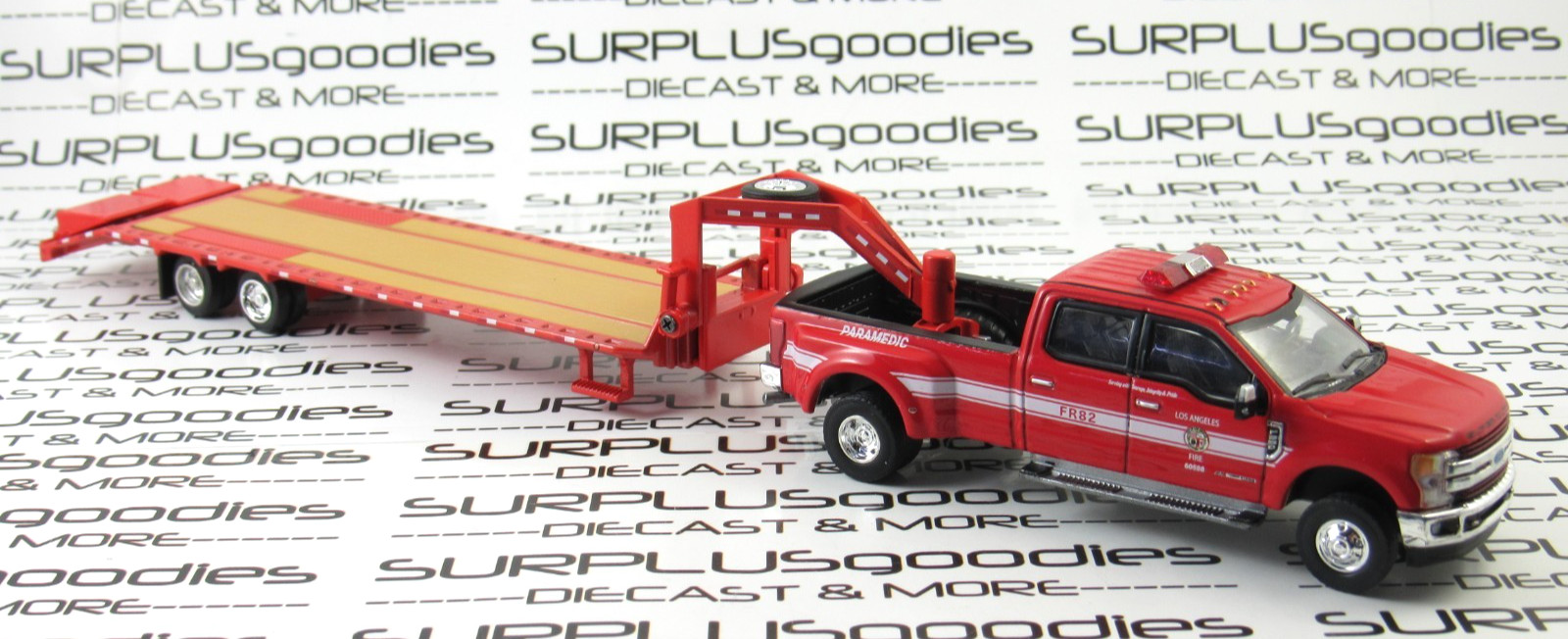 Greenlight 1:64 LAFD Fire Red 2018 FORD F-350 F350 Dually w/Gooseneck Trailer