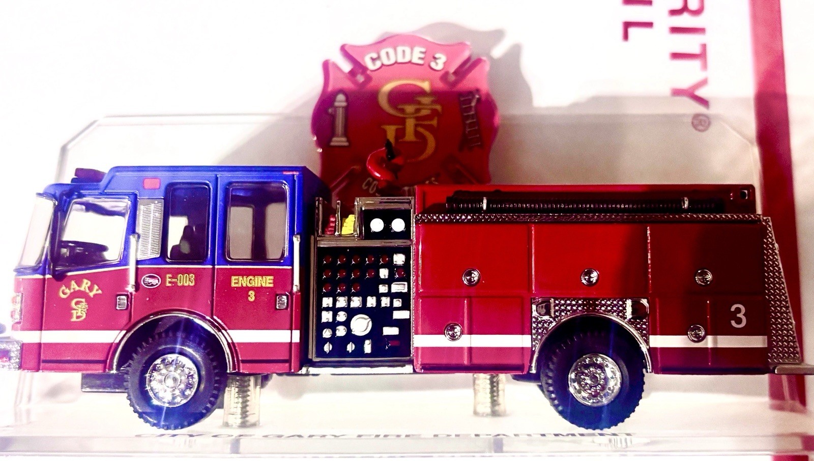 Code 3 Limited Edition Fire Engine Gary Indiana Fire Department #3 1:64 NEW