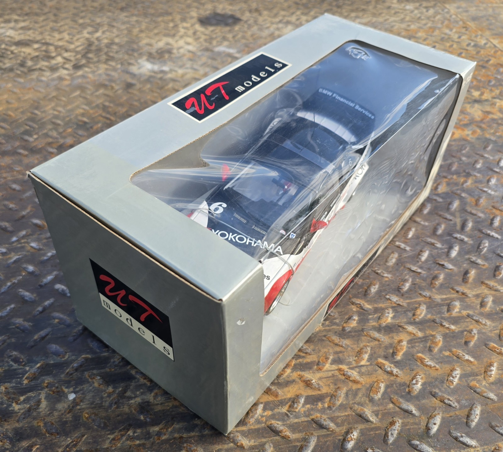 1:18 UT Limited Models BMW E36 M3 GTR Yokohama #6 Die-Cast