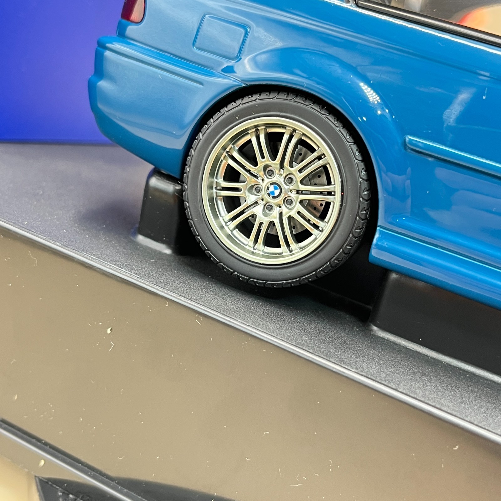 AUTOart 1/18 BMW M3 Coupe 2001 Laguna Seca Blue 70544 old diecast model