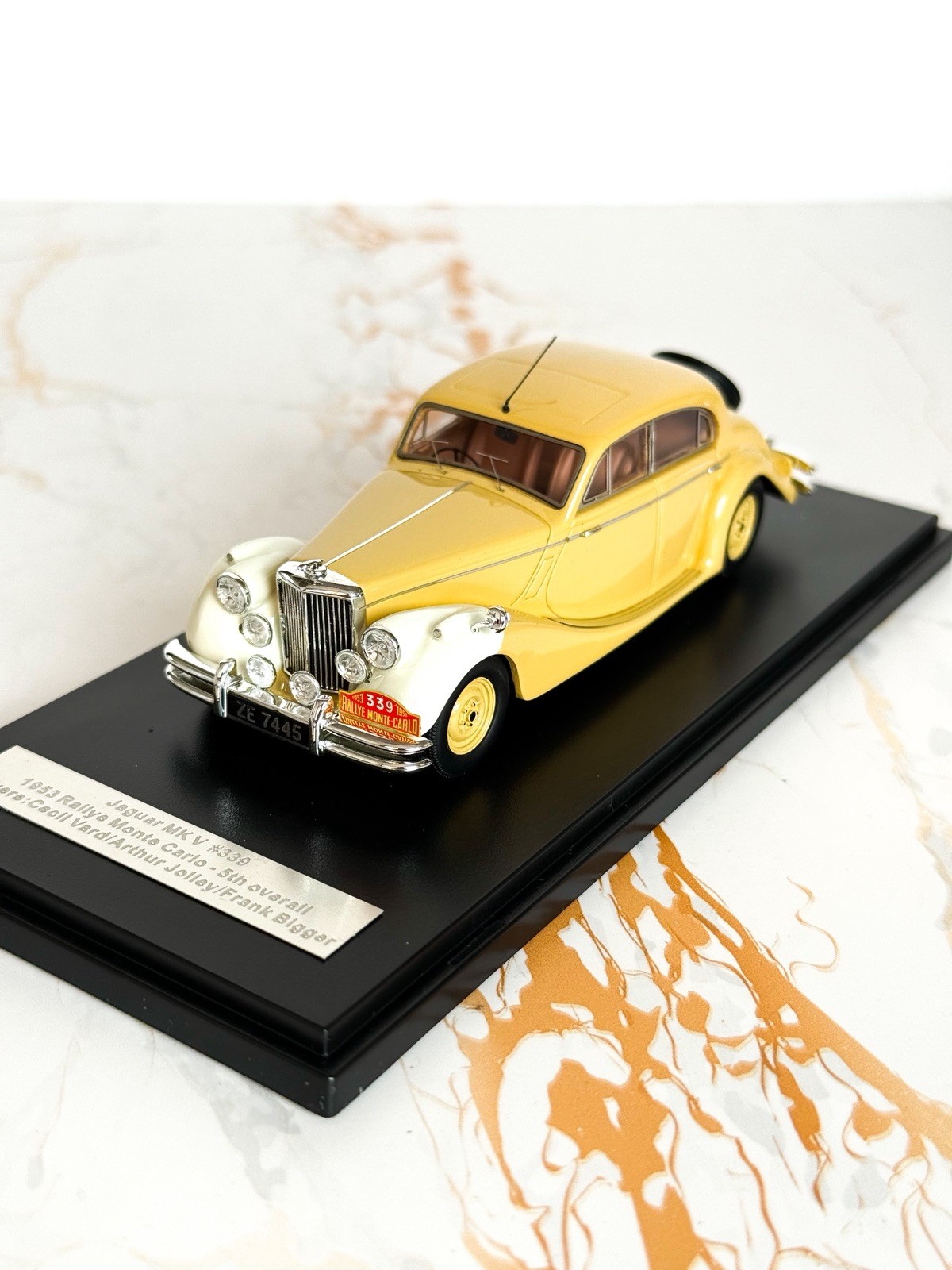 Matrix 1:43 Jaguar MK V #339 1953 Monte Carlo Rally 5th Resin Model MXR41001-043