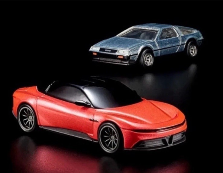 Hot Wheels 2023 RLC DeLorean DMC-12 & Alpha 5 Collector Set HRG98 -9993 SEALED