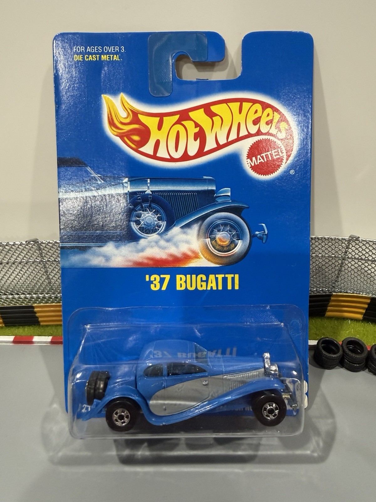 VERY RARE HOT WHEELS 1991 #28 37 Bugatti BLUE CARD Basic wheel