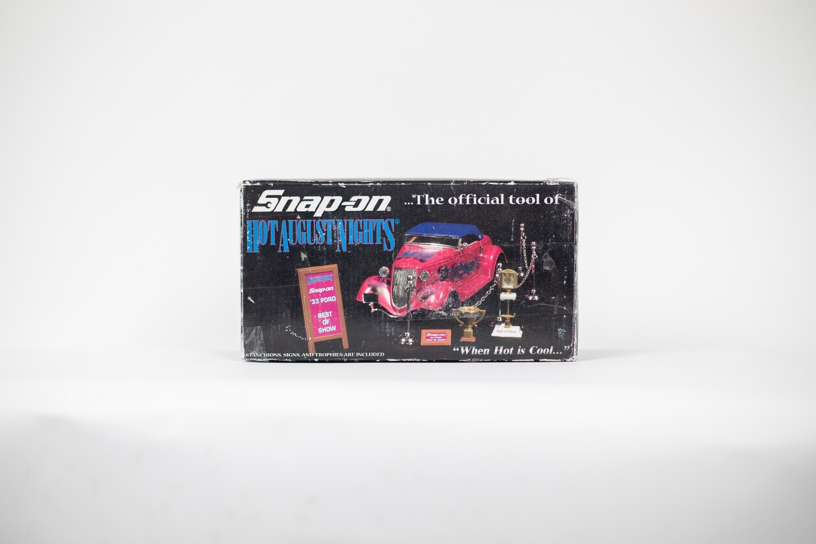 Snap-On Hot August Nights ’33 Ford Street Rod Die Cast Car w/ Signs & Trophies