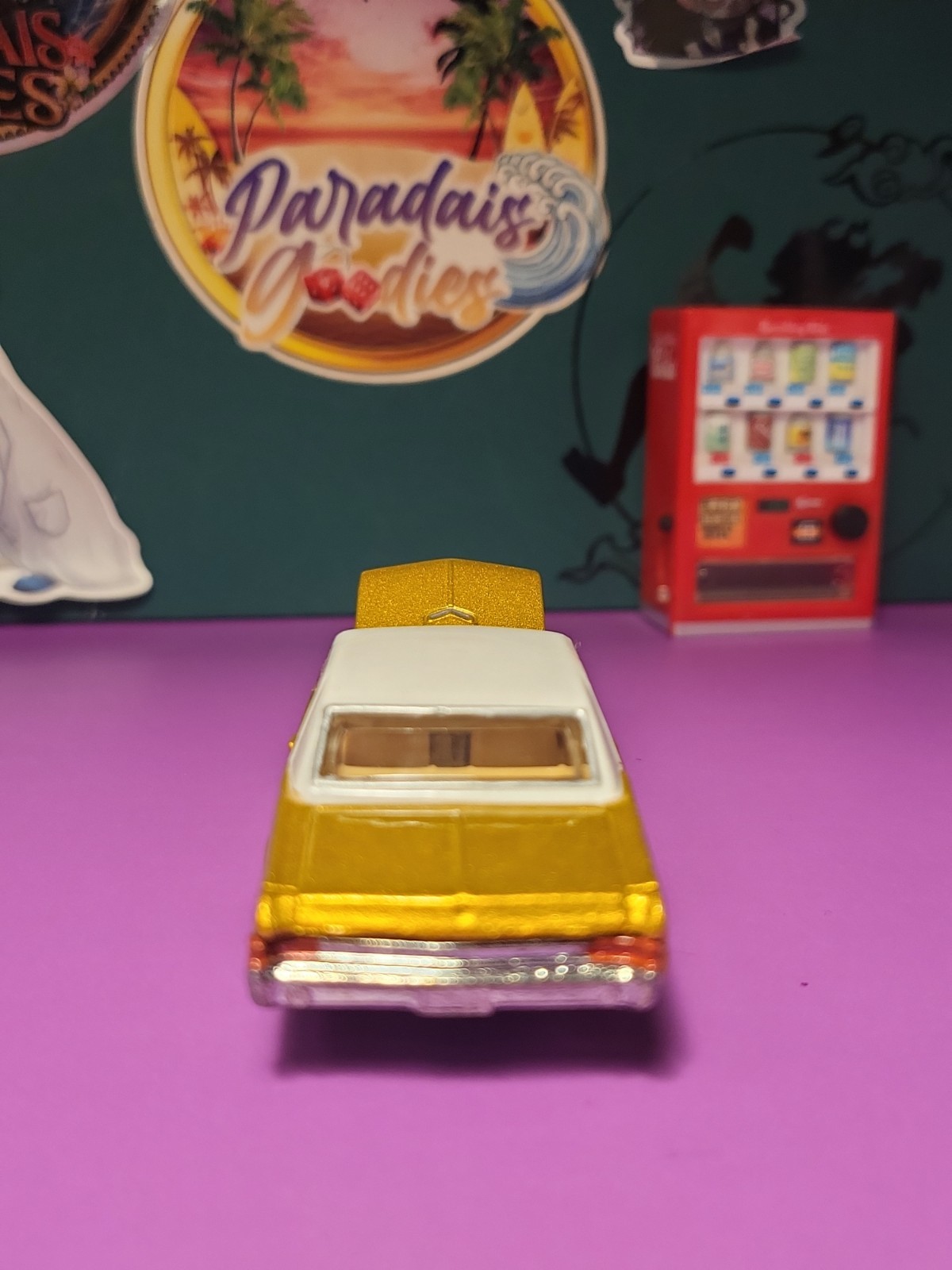 Hot Wheels loose Pontiac ’65 GTO Gold Ultra Hots