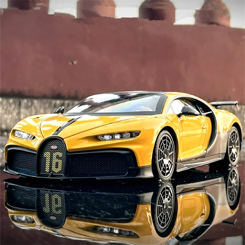 1:18 Bugatti Chiron Pur Sport Car Diecast Alloy Metal Model Collection Gift NEW