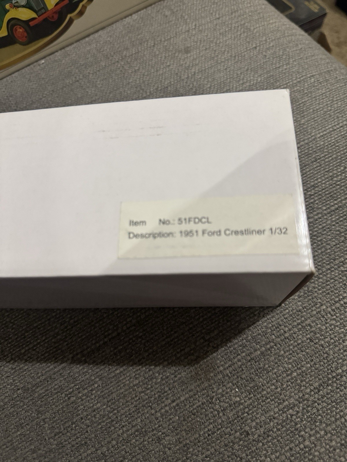 National Motor Museum Mint 1951 Ford Crestliner 1:32 Two-Tone Blue Box