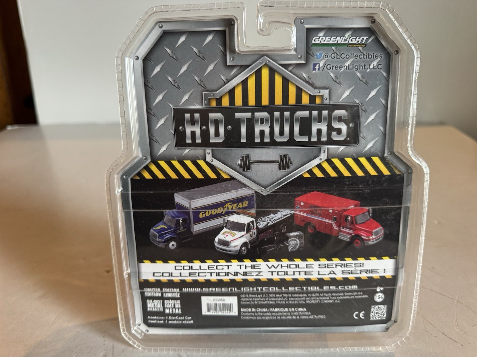 Greenlight HD Trucks International Durastar Ambulance Fire Dept Of Memphis