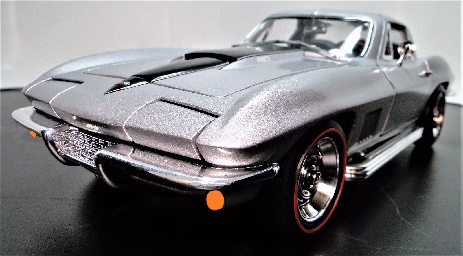 Corvette Chevrolet StingRay Race Car Chevy Classic Hot Rod Metal Promo Model