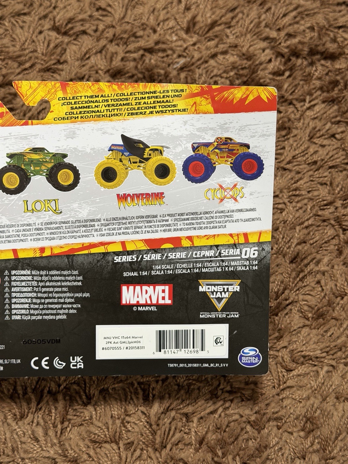New Monster Jam Marvel X-Men Wolverine vs Cyclops 1:64 Diecast Trucks Series 6