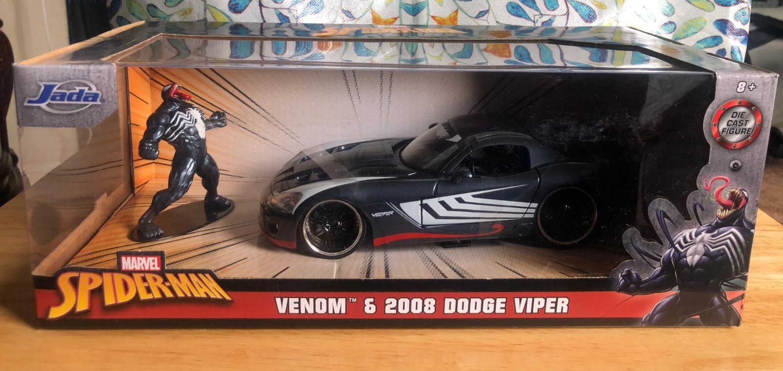 Jada Marvel Spider-Man Venom 2008 Dodge Viper 1:24 Diecast Car & Venom Figure Ne