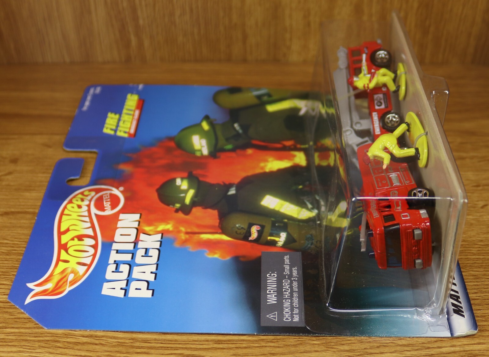 HOT WHEELS ACTION PACK POLICE FIRE RESCUE New in box