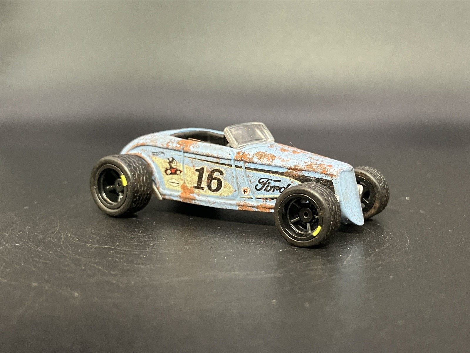 1933 Ford Roadster Weathered Rusty Custom 1/64 Diecast Barn Find Car Hot Wheels