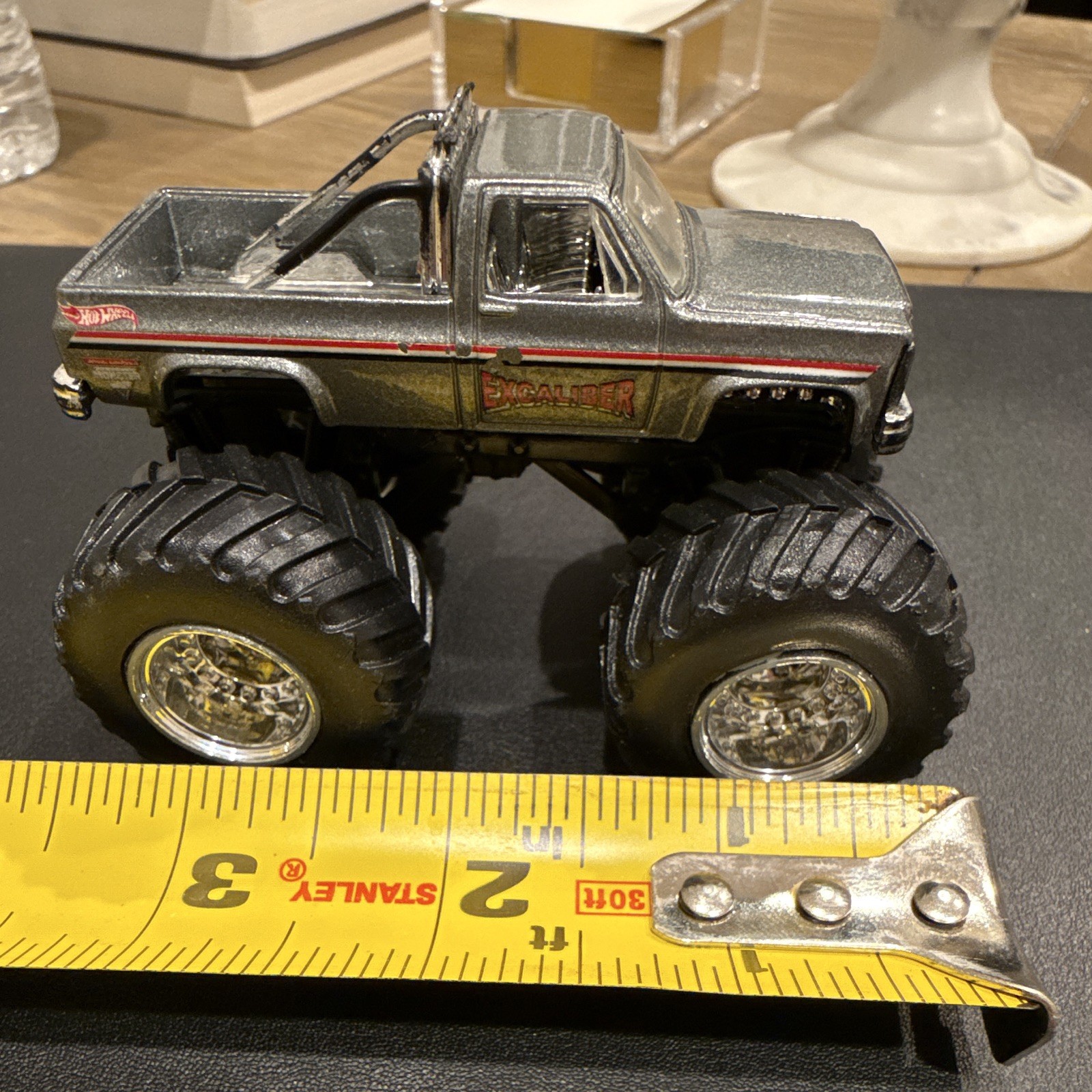 Hot Wheels Monster Jam Excaliber 1:64 Diecast Monster Truck Silver/Black/Red