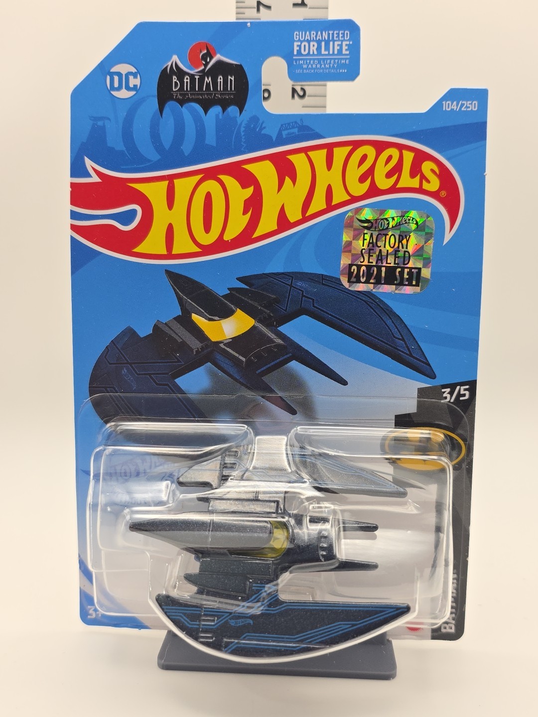 BATMAN BATPLANE FACTORY SEALED BLACK BLUE STRIPES HOT WHEELS 2021 #104 ANIMATED