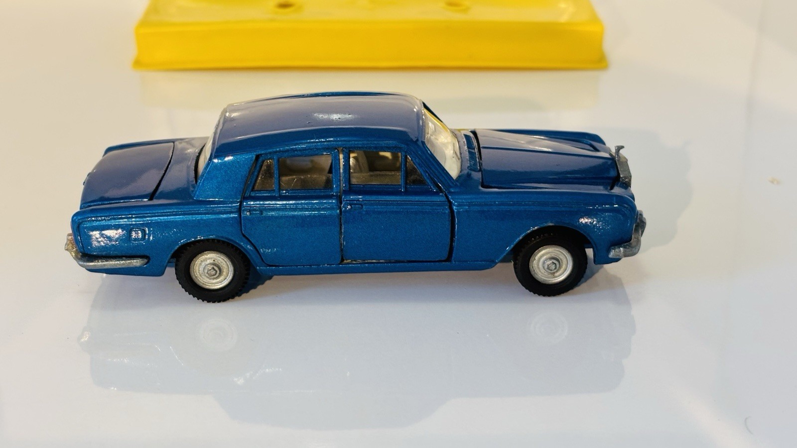 Dinky Toys #158 Rolls-Royce Silver Shadow – Blue – Boxed
