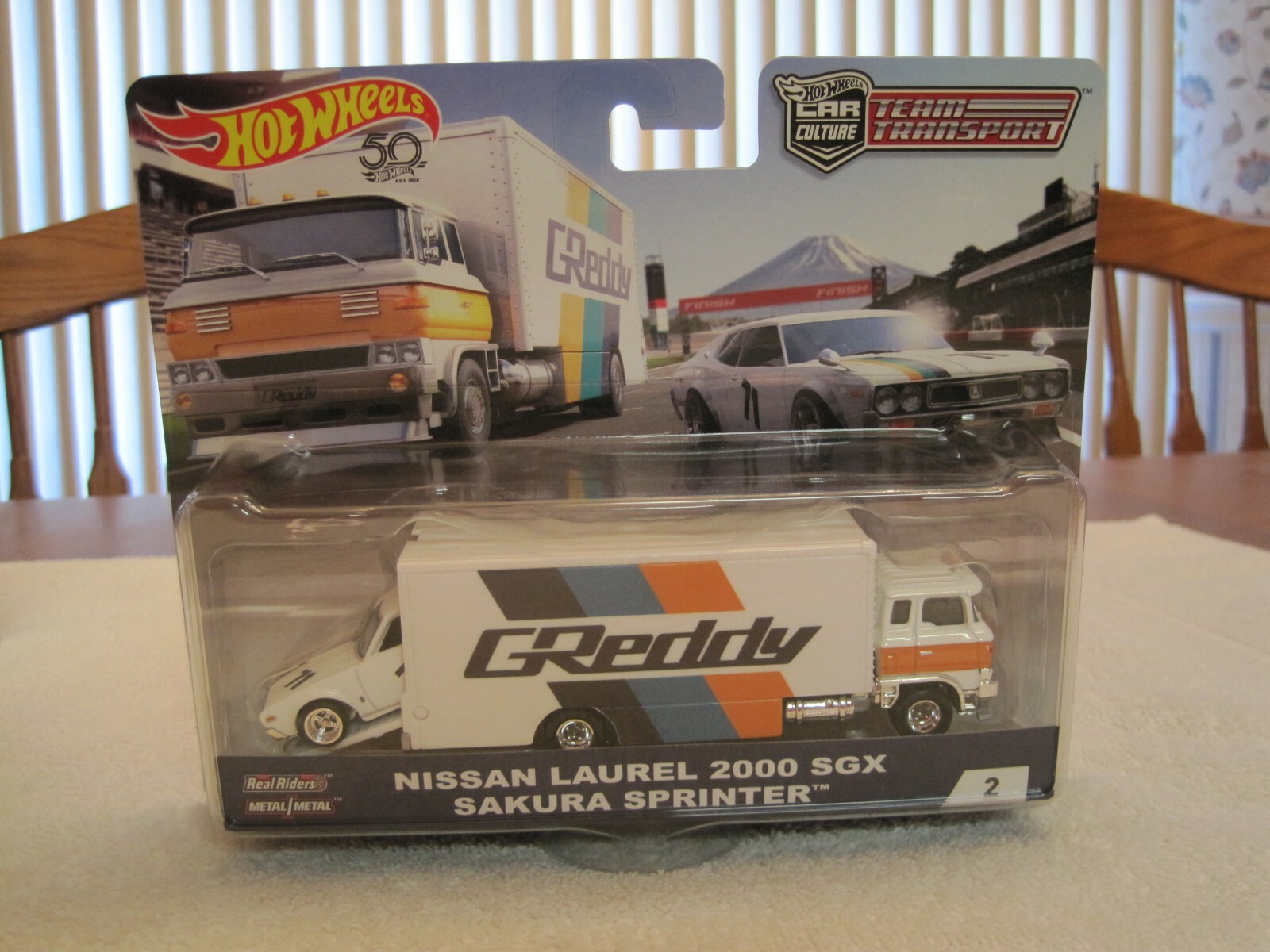 2018 HOT WHEELS NISSAN LAUREL 2000 SGX SAKURA SPRINTER #2