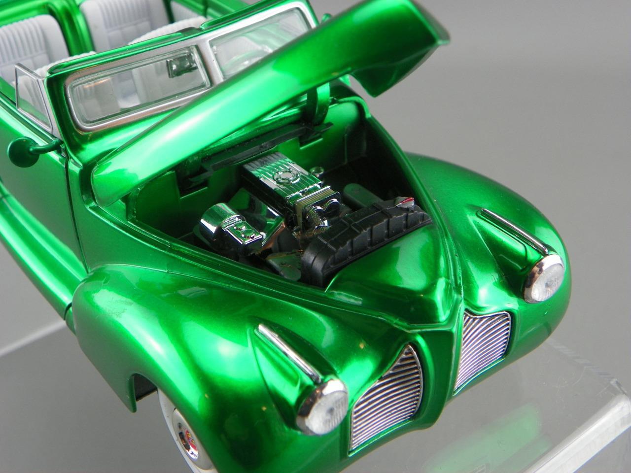 Jada Diecast 1:24 Rick Dore Metallic Green 1940 Pontiac Business Coupe Model Car