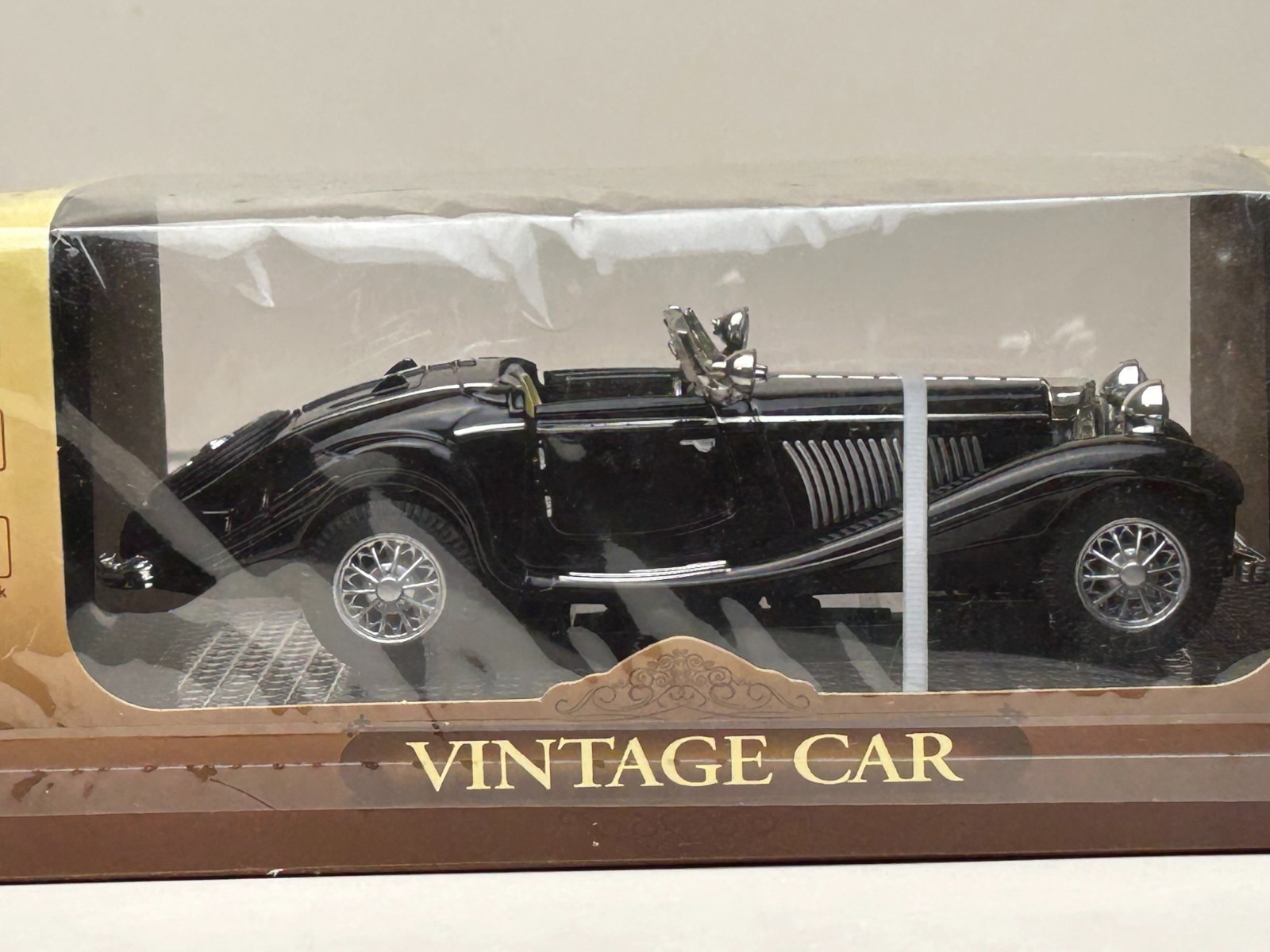 Diecast 1:28 Scale 1930’s Mercedes 540K with Box