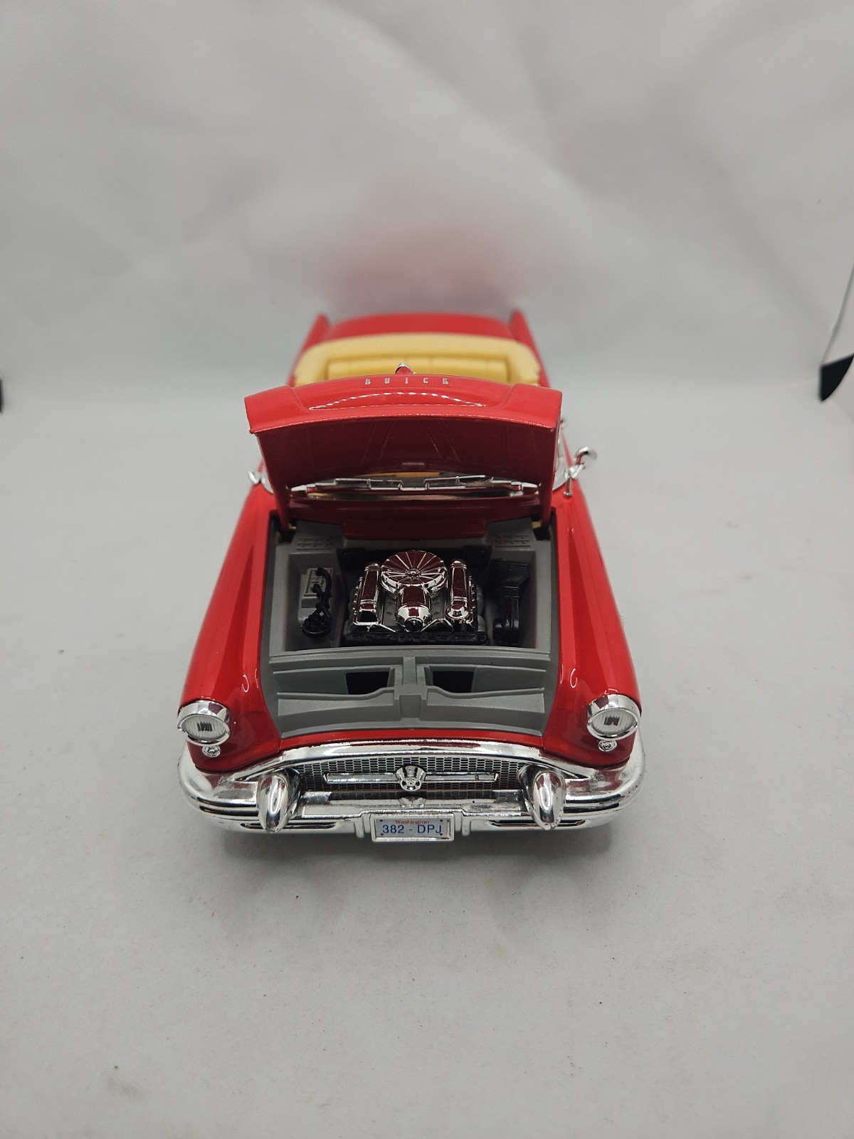 MIRA GOLDEN LINE 1/18TH SCALE 1955 BUICK CENTURY CONVERTIBLE RED #CR1