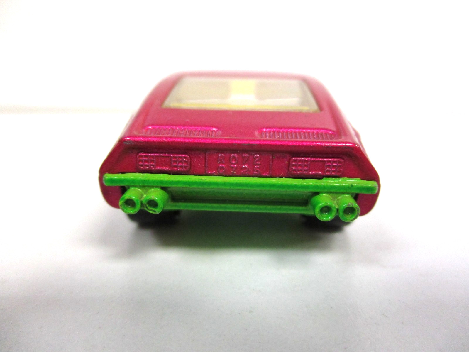 LESNEY MATCHBOX SUPERFAST #32 – MASERATI BORA – BOX