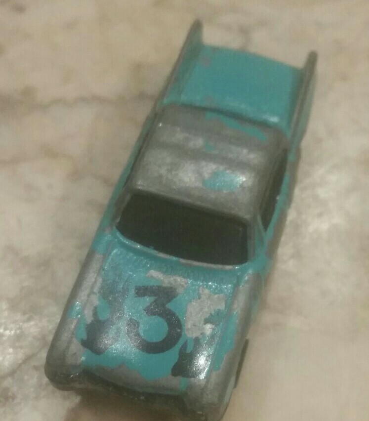 Vintage die cast and plastic car unbranded No 3