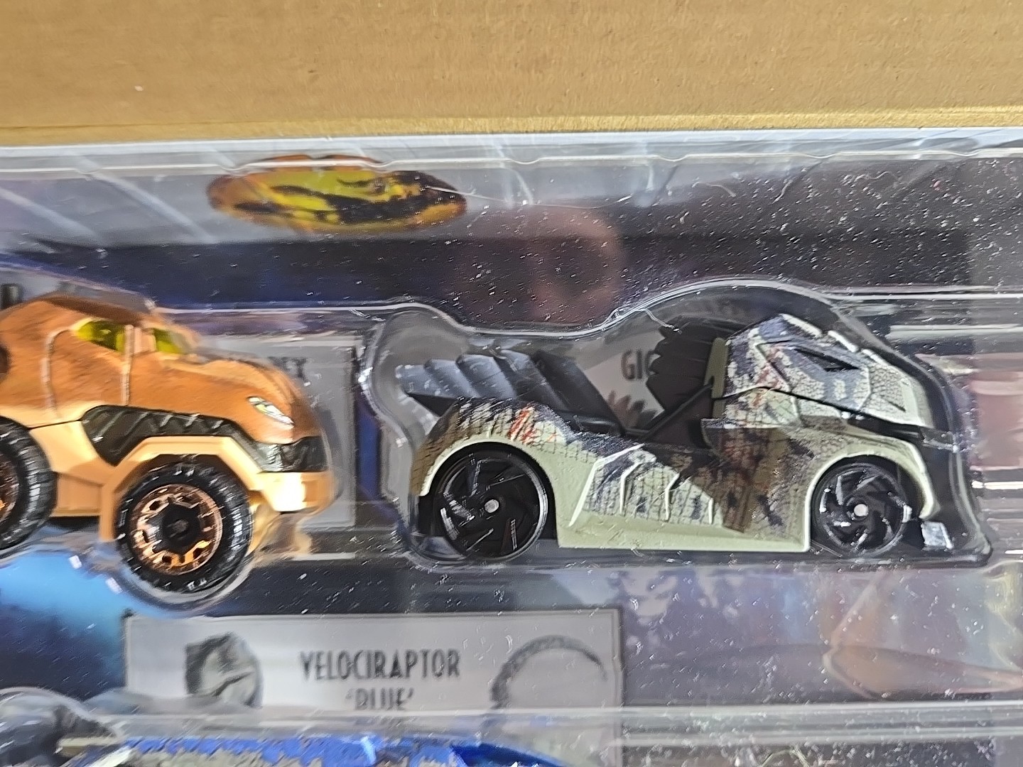 Hot Wheels Jurassic World Dominion 1:64 Car Set – GYJ92