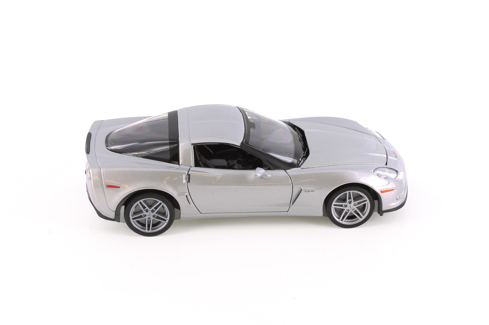 2007 CHEVY CORVETTE HARD TOP WELLY 22504/4D 1/24 DIECAST CAR