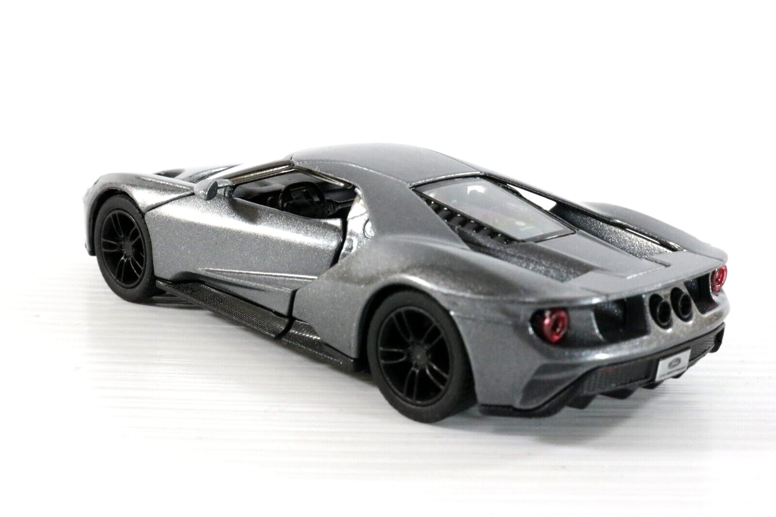 Kintoy 2017 Ford GT 1:38 Diecast Model Toy Pullback Sports Car Gray – 2021