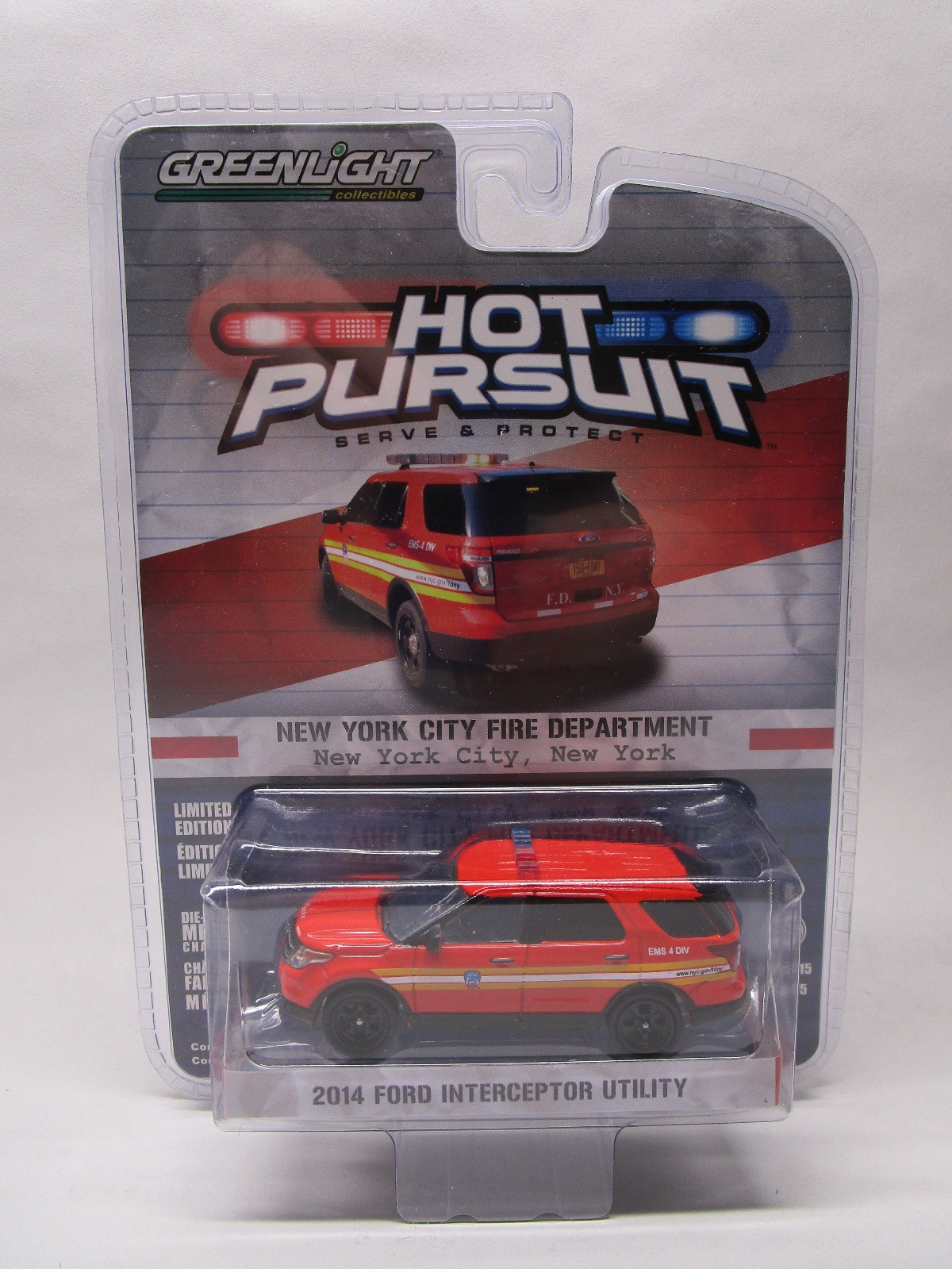 Greenlight Hot Pursuit Ser.15 1/64 FDNY New York Fire Department Ford Explorer