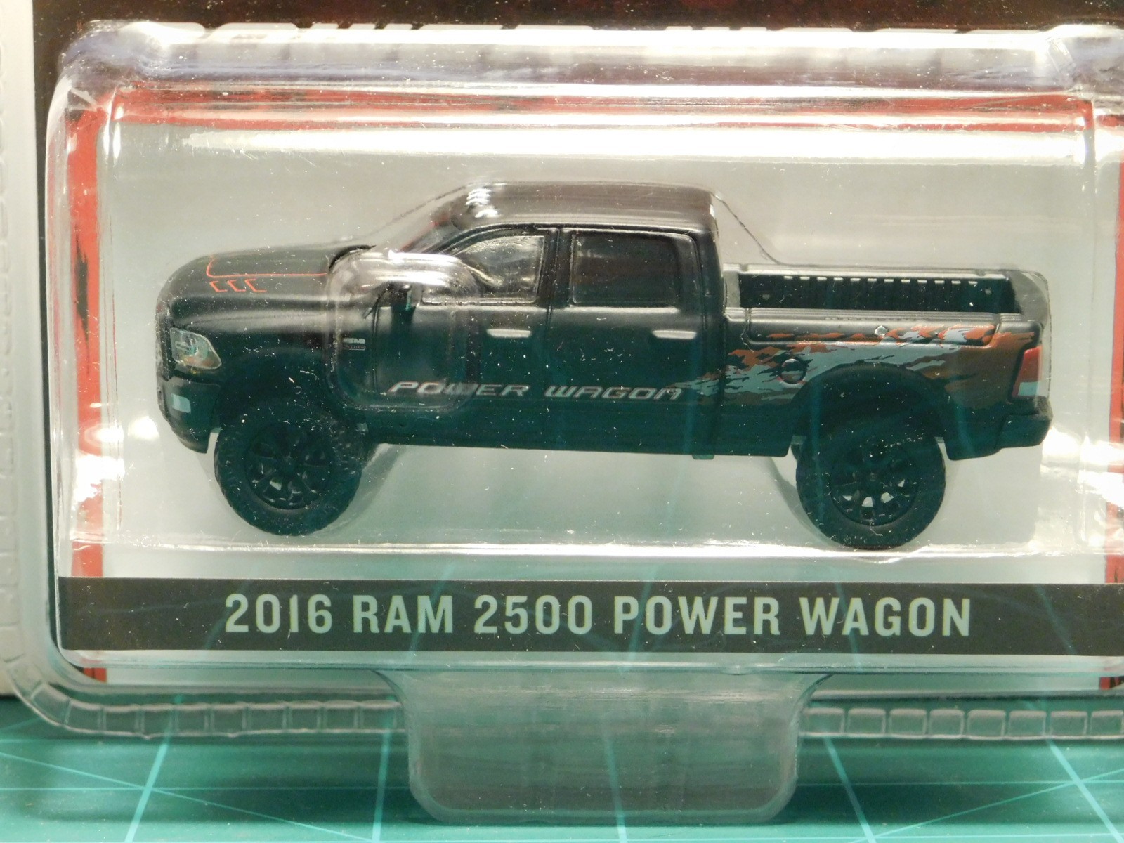 1/64 Greenlight 2016 RAM 2500 Power Wagon.