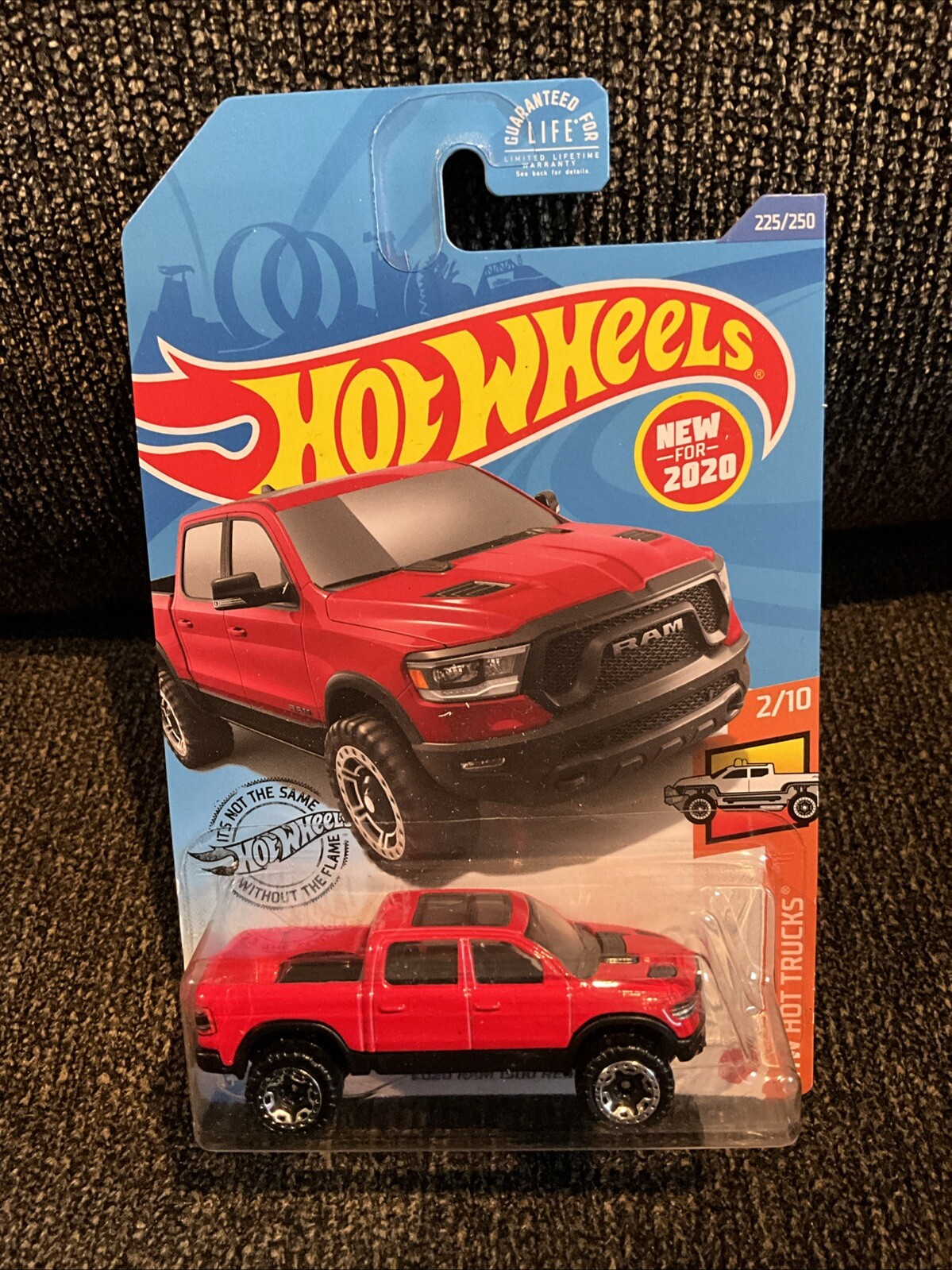 Hot Wheels HW Hot Trucks 2020 Ram 1500 Rebel