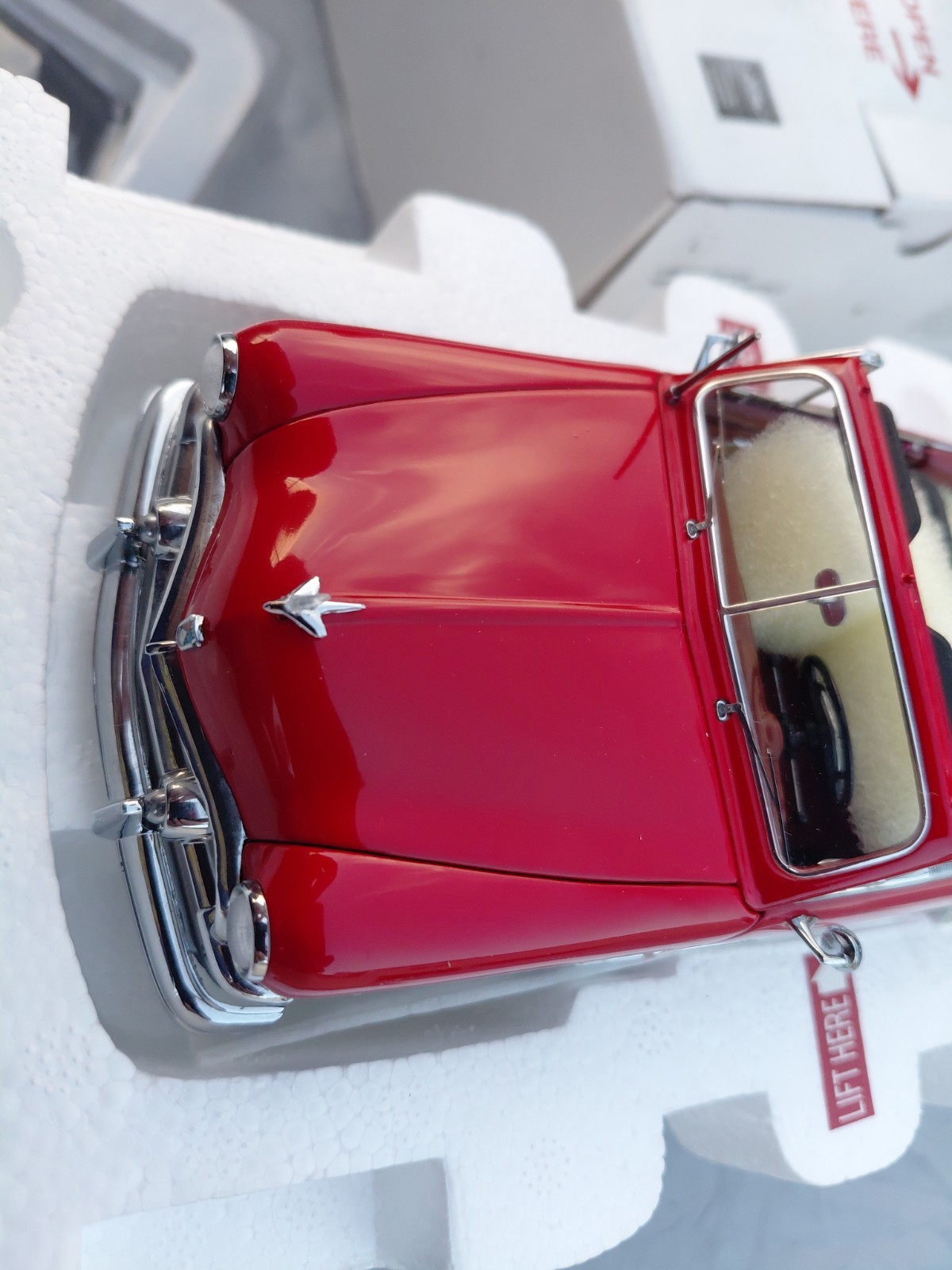 DANBURY MINT 1:24 1951 FORD CONVERTIBLE CORAL FLAME RED #184/5000 LE NiB Nopaprs