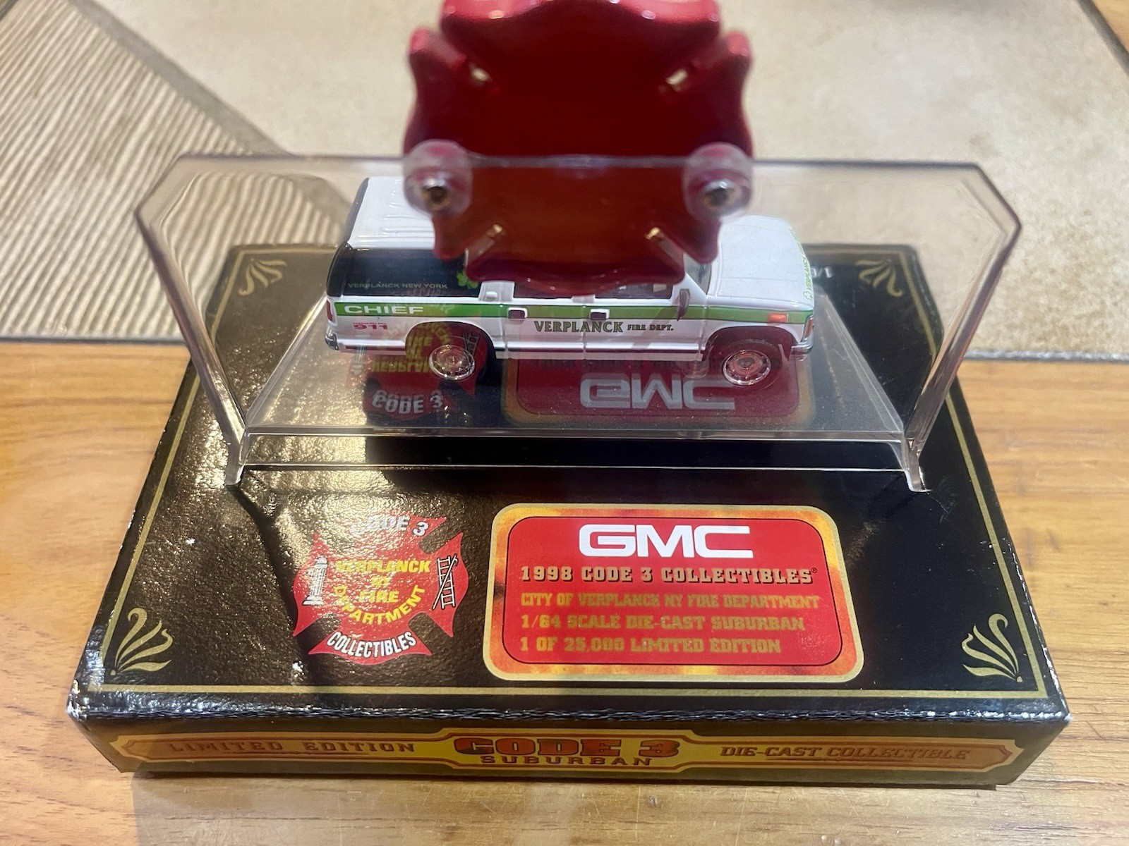 Code 3 Collectables Verplanck NY Fire Department Chief Suburban