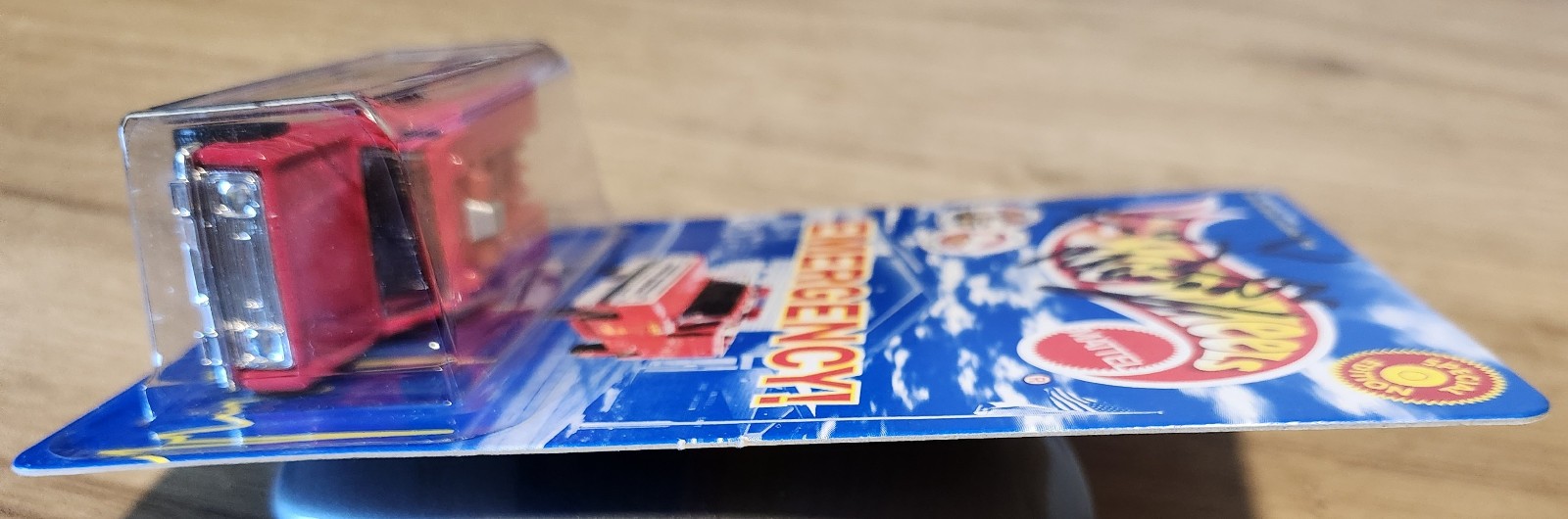 Hot Wheels Emergency LA Fire Dept Special Edition 1999 signed Randolph Mantooth