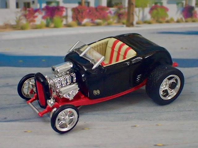 Mooneyes Equipped SC Flathead V8 1932 Ford Roadster Hot Rod 1/64 Scale Ltd Edt F